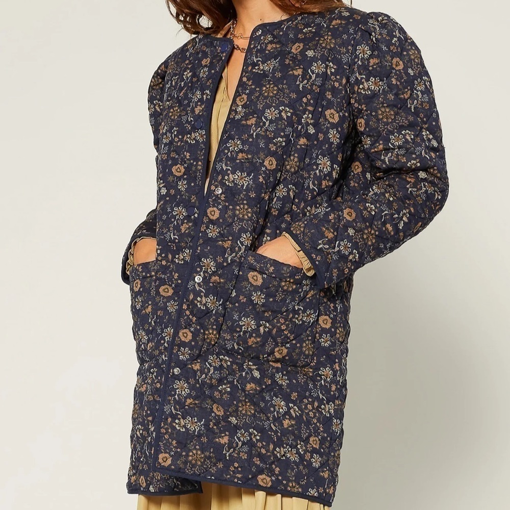 Current Air- NWT Floral Quilted Jacket